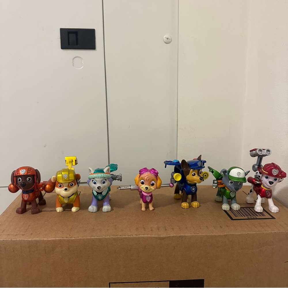 Metallic Paw Patrol Pups